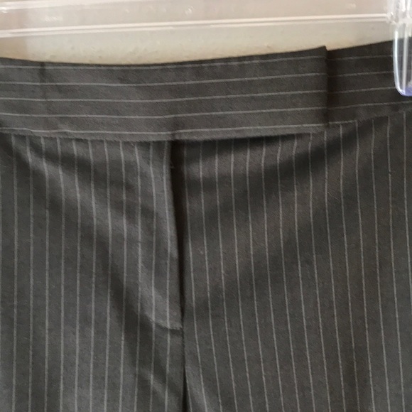 Brown pinstriped suit - Picture 6 of 6